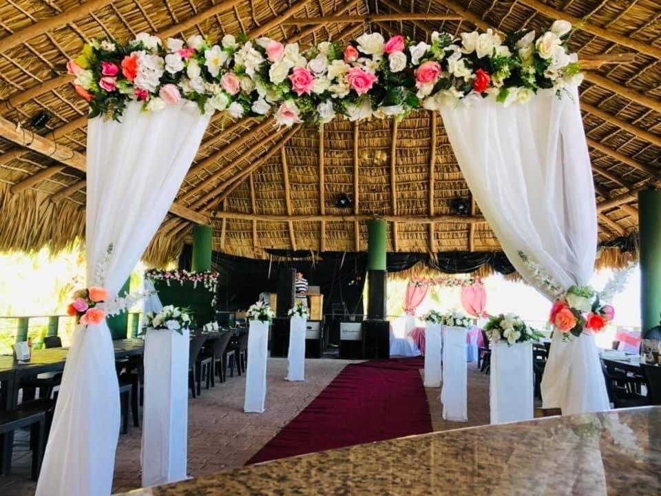 Sambo Mambo Beach Hotel Эль-Куко Экстерьер фото
